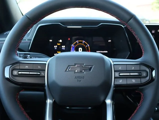 2026 Chevrolet Colorado Z71 - Photo 12