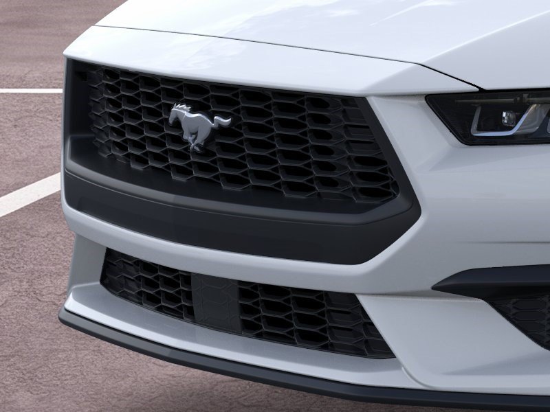 New 2025 Oxford White Ford EcoBoost Premium image 18