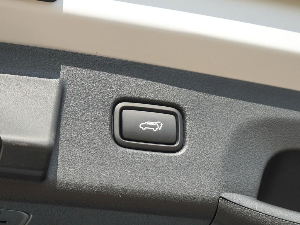New 2026 Creamy White Pearl Hyundai Limited AWD image 34