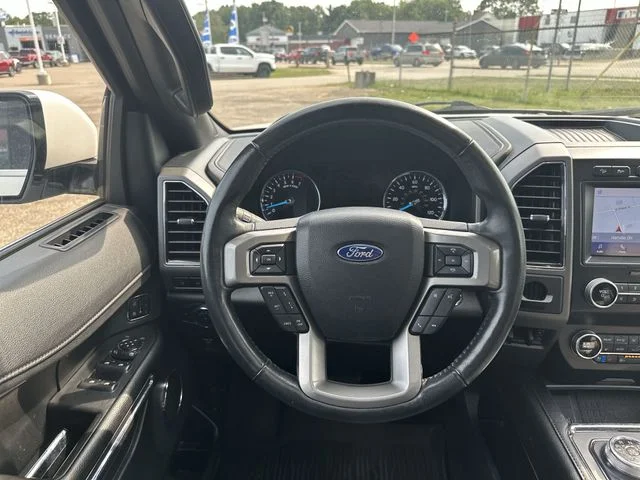 Used 2021 White Ford XLT image 13