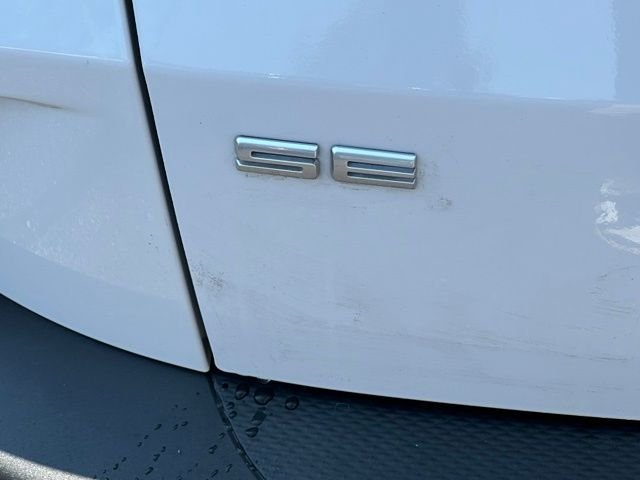 Used 2021 White Ford SE image 14