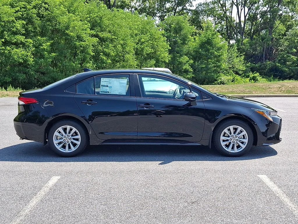 New 2026 Midnight Black Metallic Toyota  LE image 5