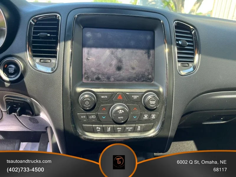 Used 2019 White Dodge R/T Sport Utility 4D image 18