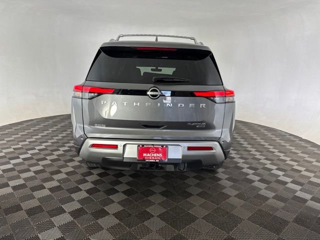 Used 2025 Gray Nissan Platinum image 6
