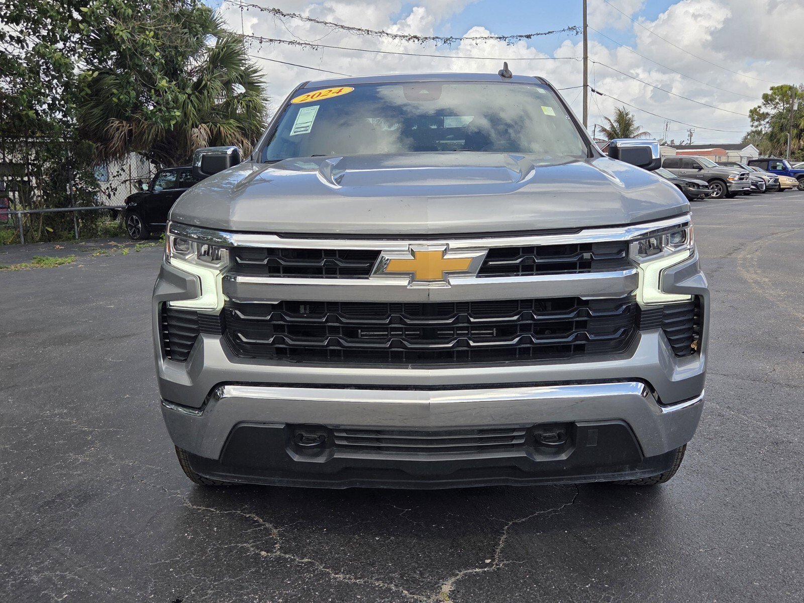 Used 2024 Sterling Gray Metallic Chevrolet LT image 13