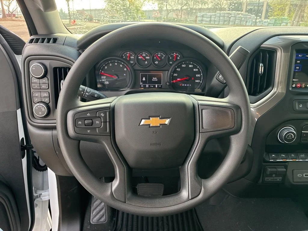 New 2026 Summit White Chevrolet WT image 10