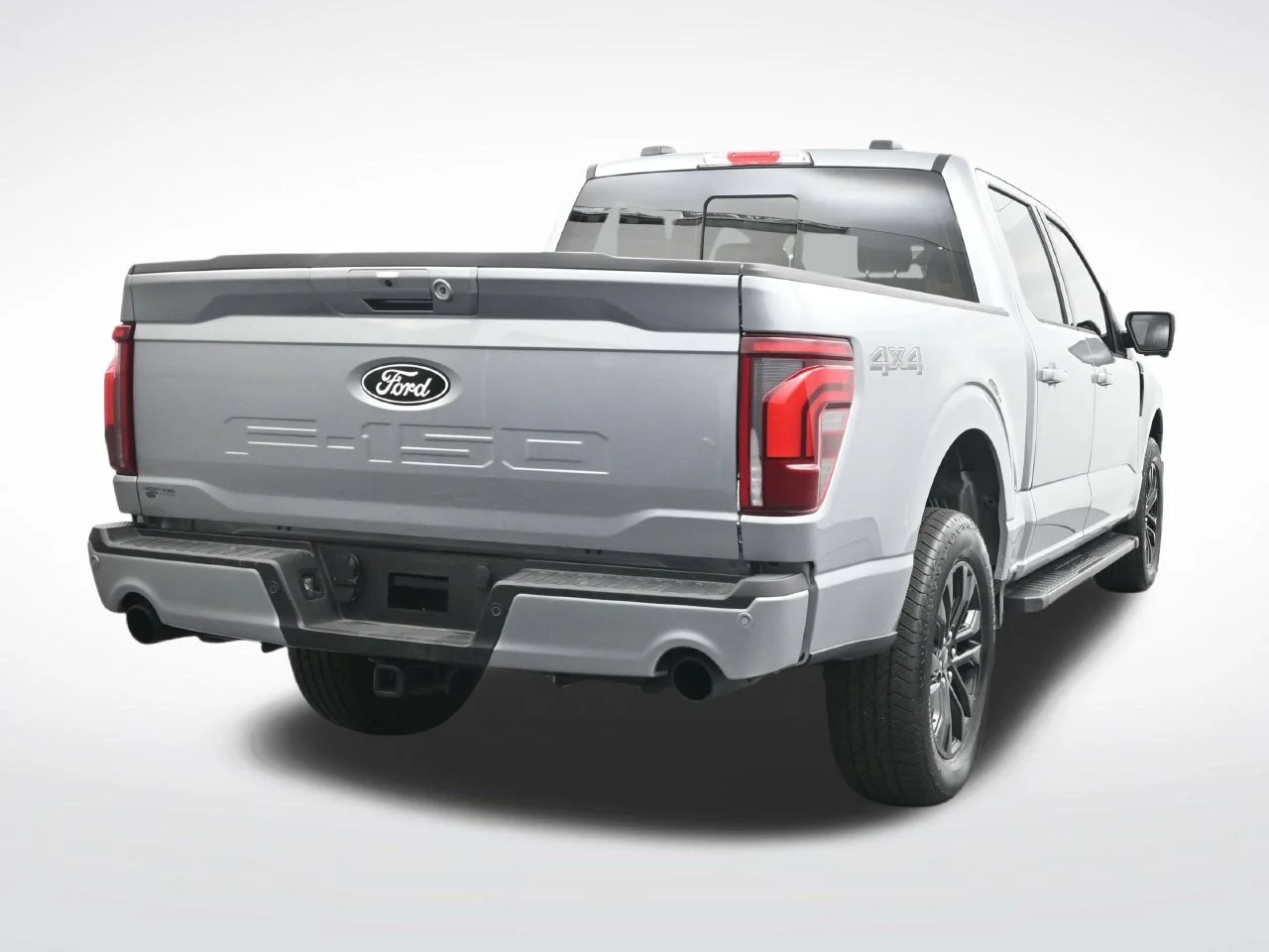 Used 2025 Silver Metallic Ford Lariat image 7