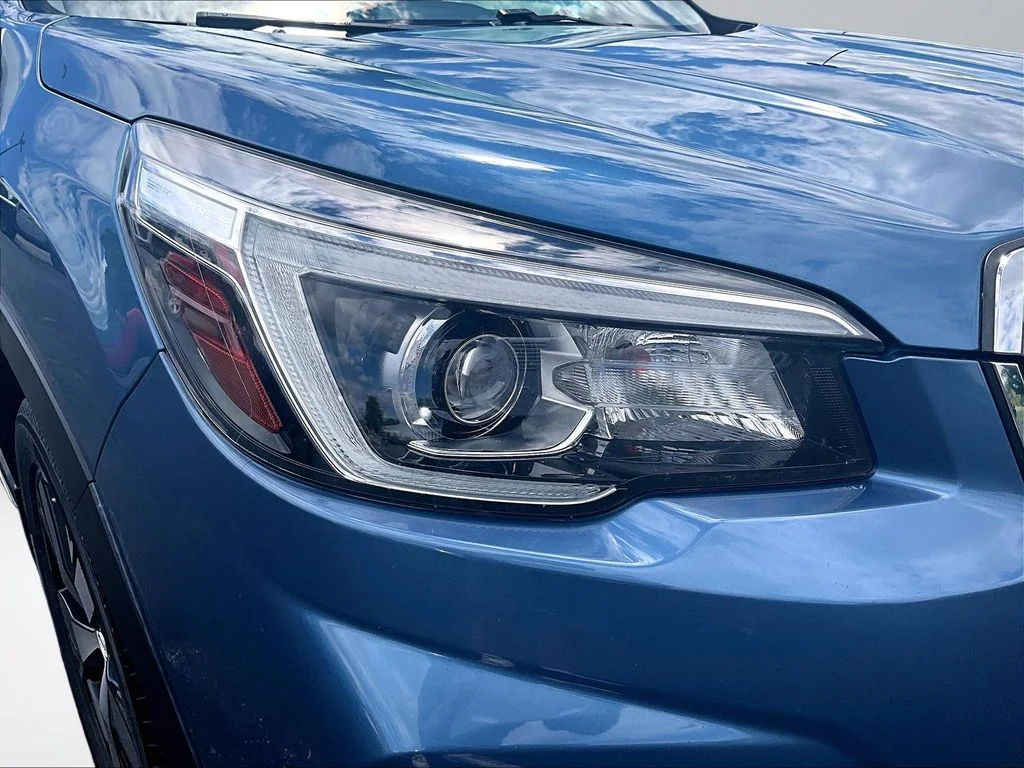 Used 2020 Blue Subaru Touring image 29