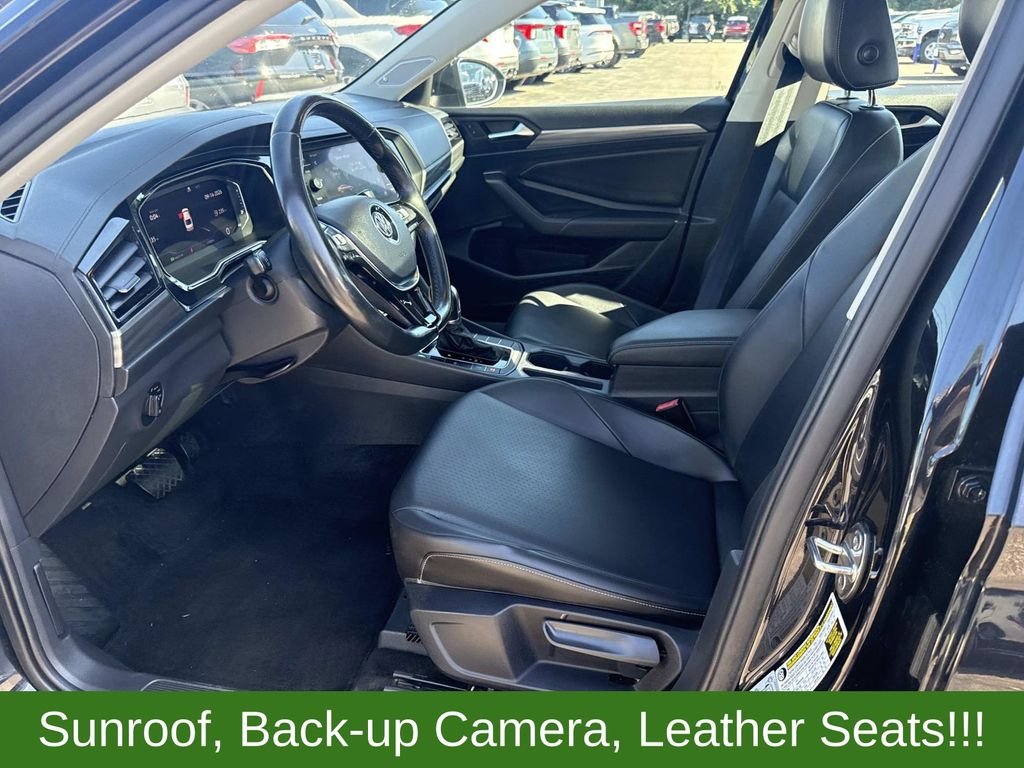 Used 2019 Black Volkswagen SEL image 17