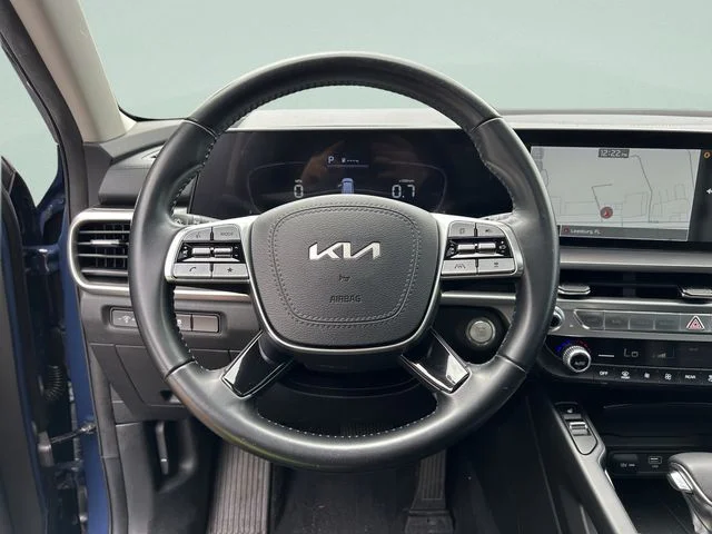 Used 2023 Black Kia S image 33