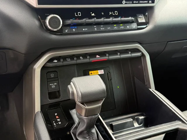 Used 2024  Toyota Limited image 20