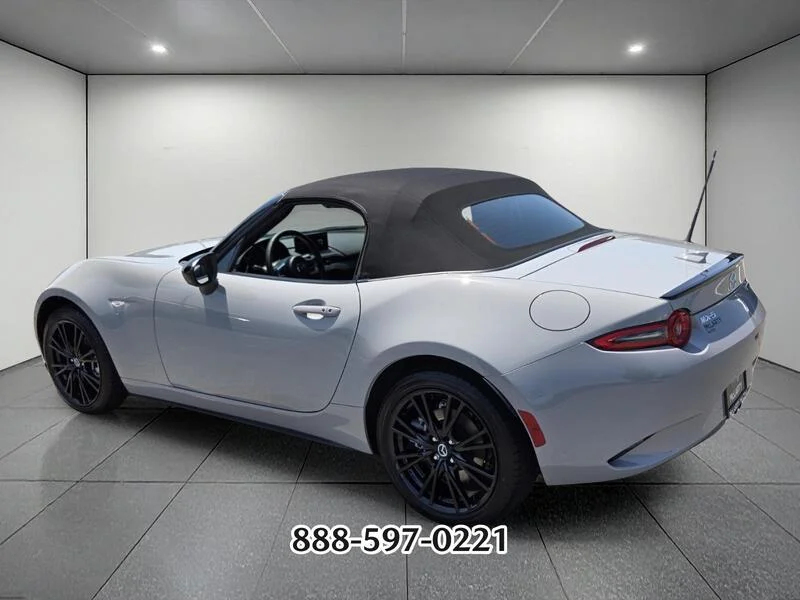 Certified Used 2026 Gray Metallic MAZDA CLUB image 31