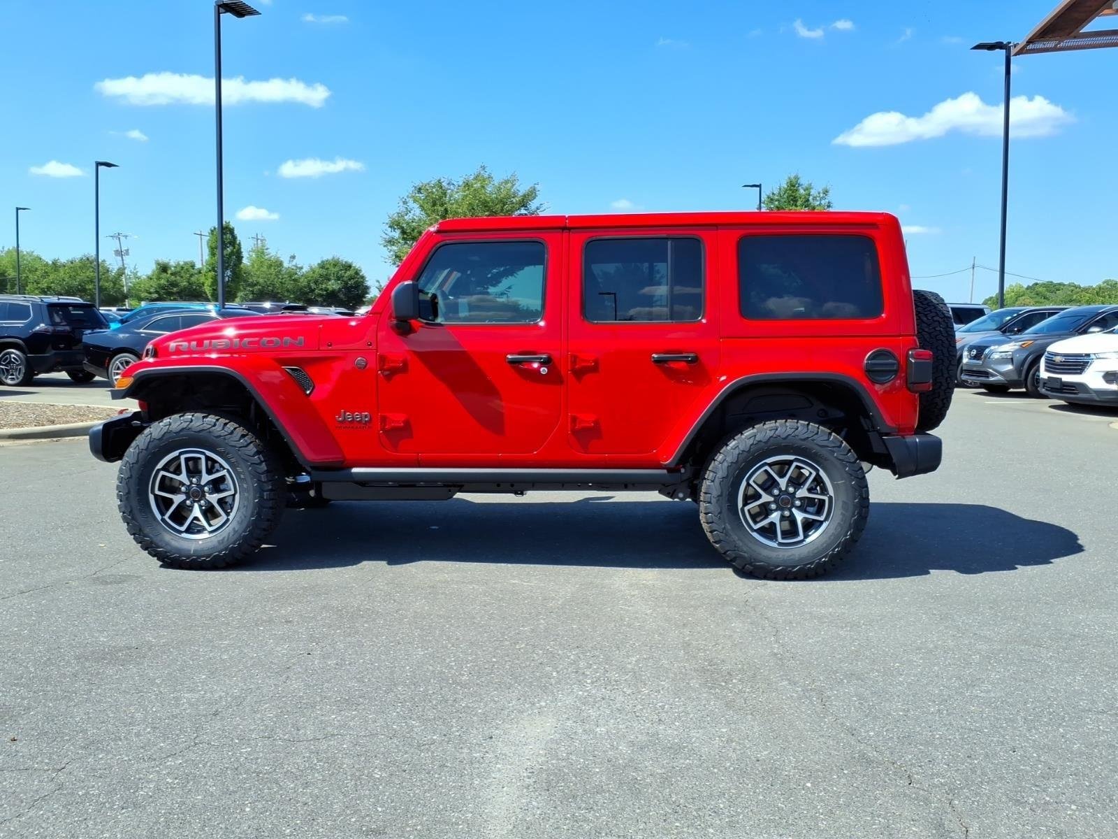 New 2026 Firecracker Red Clear-Coat Exterior Paint Jeep Rubicon image 3