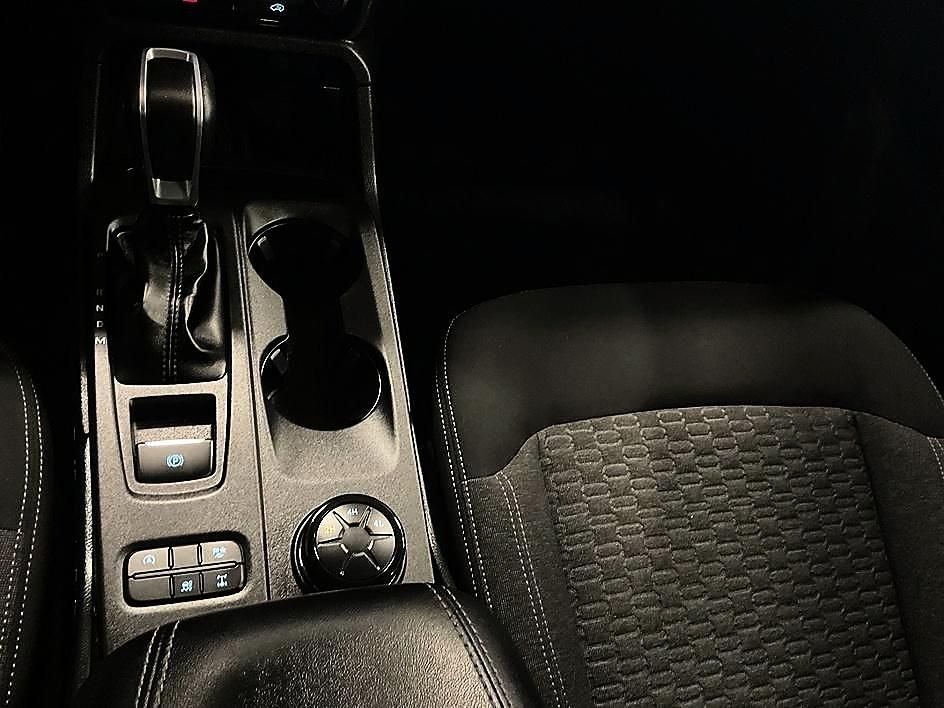 Used 2024 White Ford XLT image 22