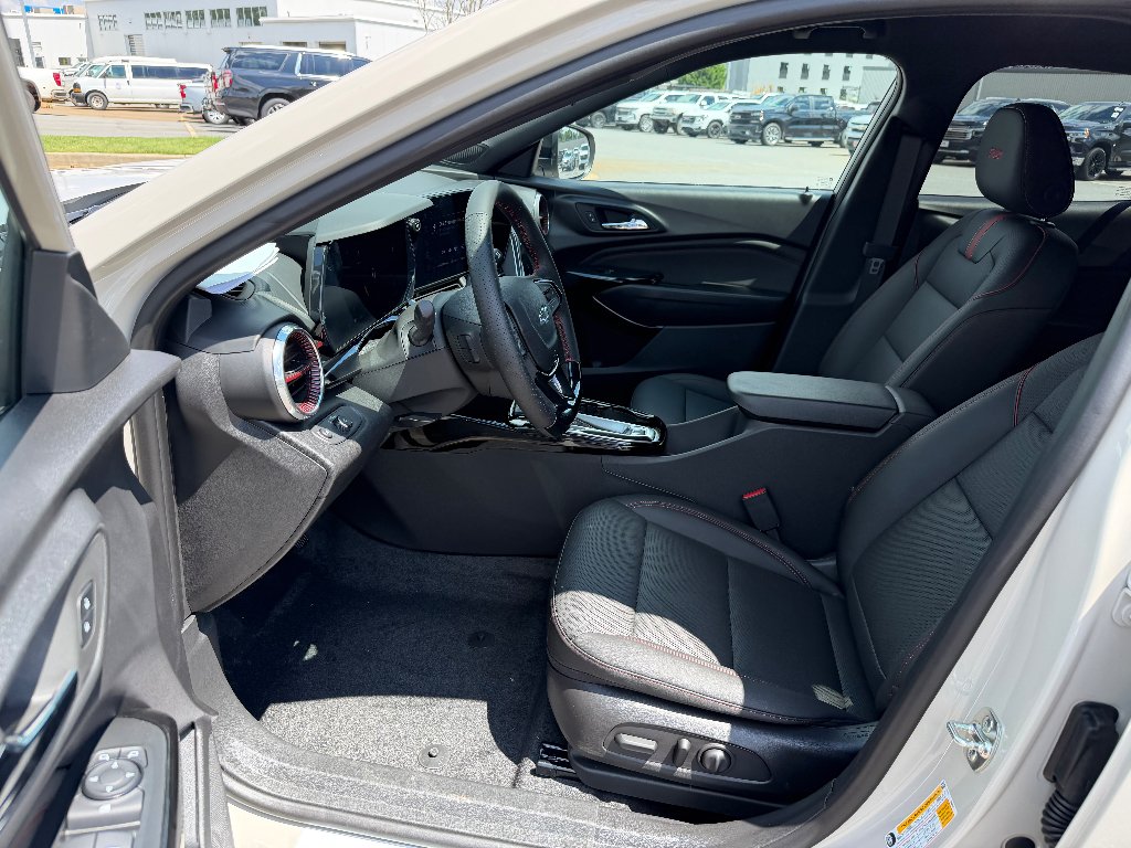 2026 Chevrolet Trax RS - Photo 15