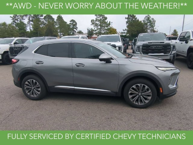 Used 2024 Gray Buick Preferred image 3