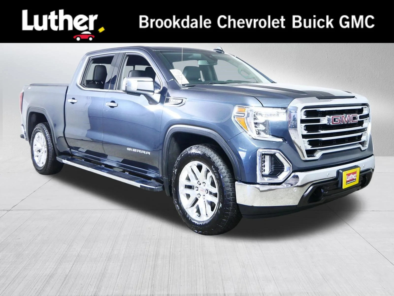 2020 GMC Sierra 4WD Crew Cab Short Box SLT's photo