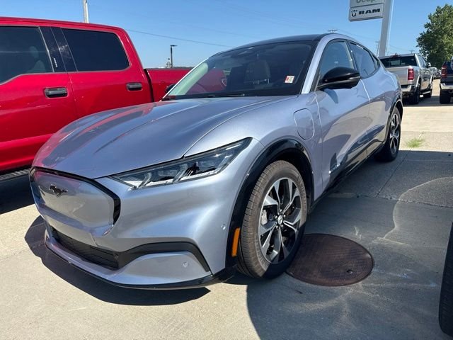 Used 2022 Blue Ford Premium image 2