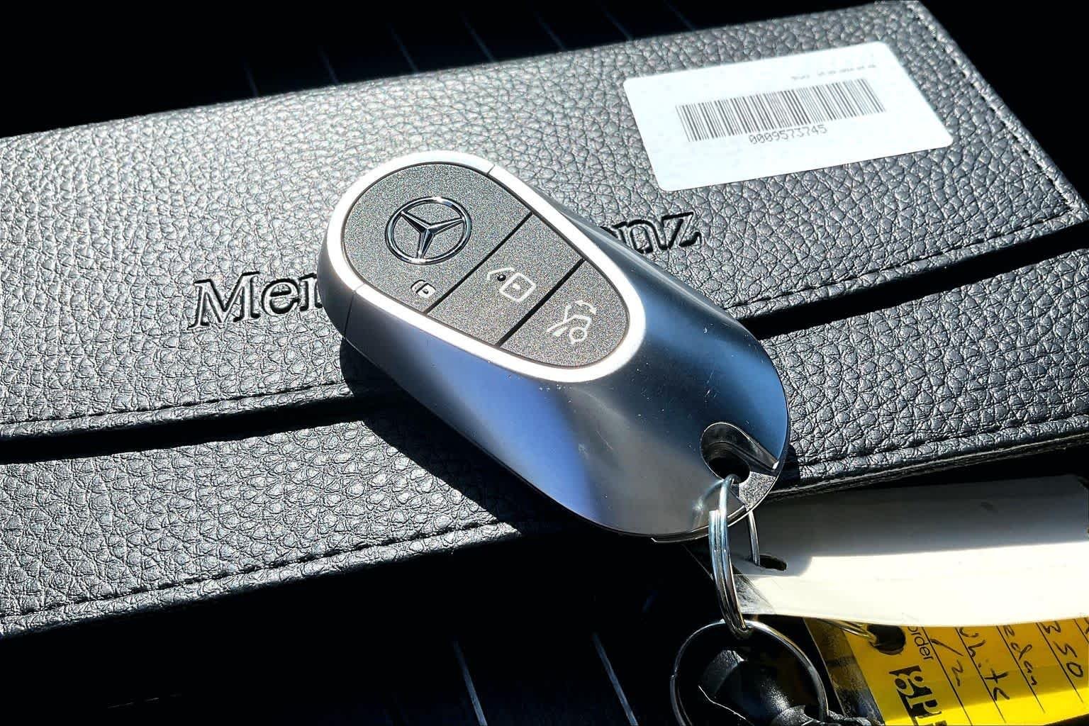 Used 2025 Polar White Mercedes-Benz E 350 image 15