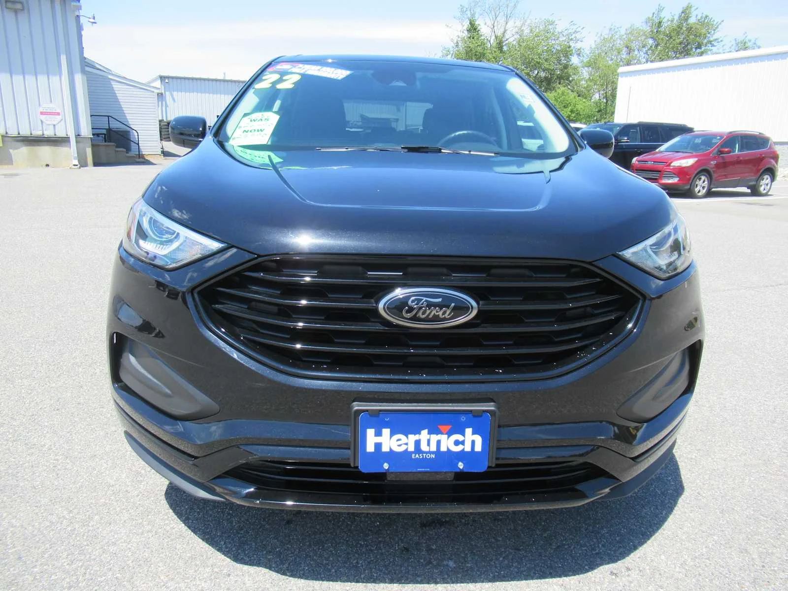 Used 2022 Agate Black Ford SE image 2