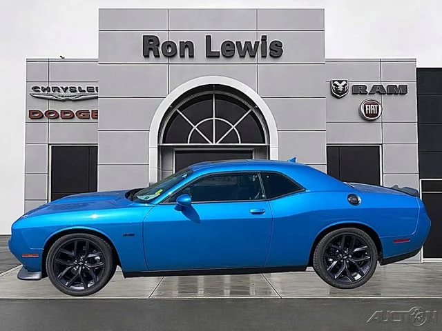 2023 Dodge Challenger R/T's photo