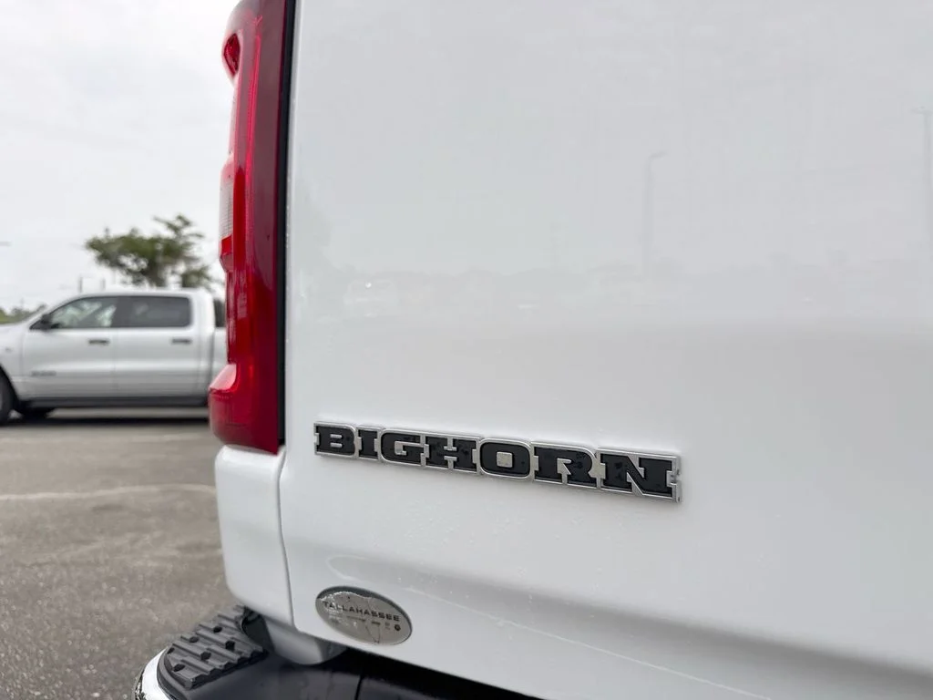 New 2026 Bright White Clear-Coat Exterior Paint RAM Big Horn/Lone Star image 5