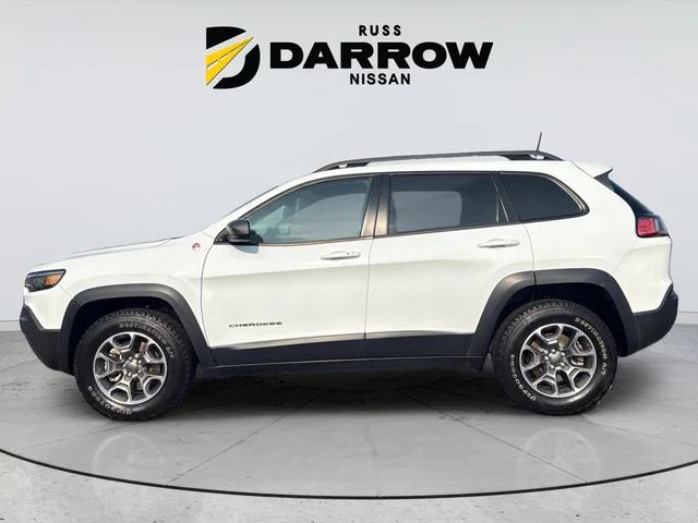 Used 2021 White Jeep Trailhawk image 2