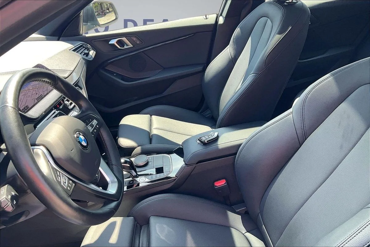 Used 2024  BMW xDrive image 21