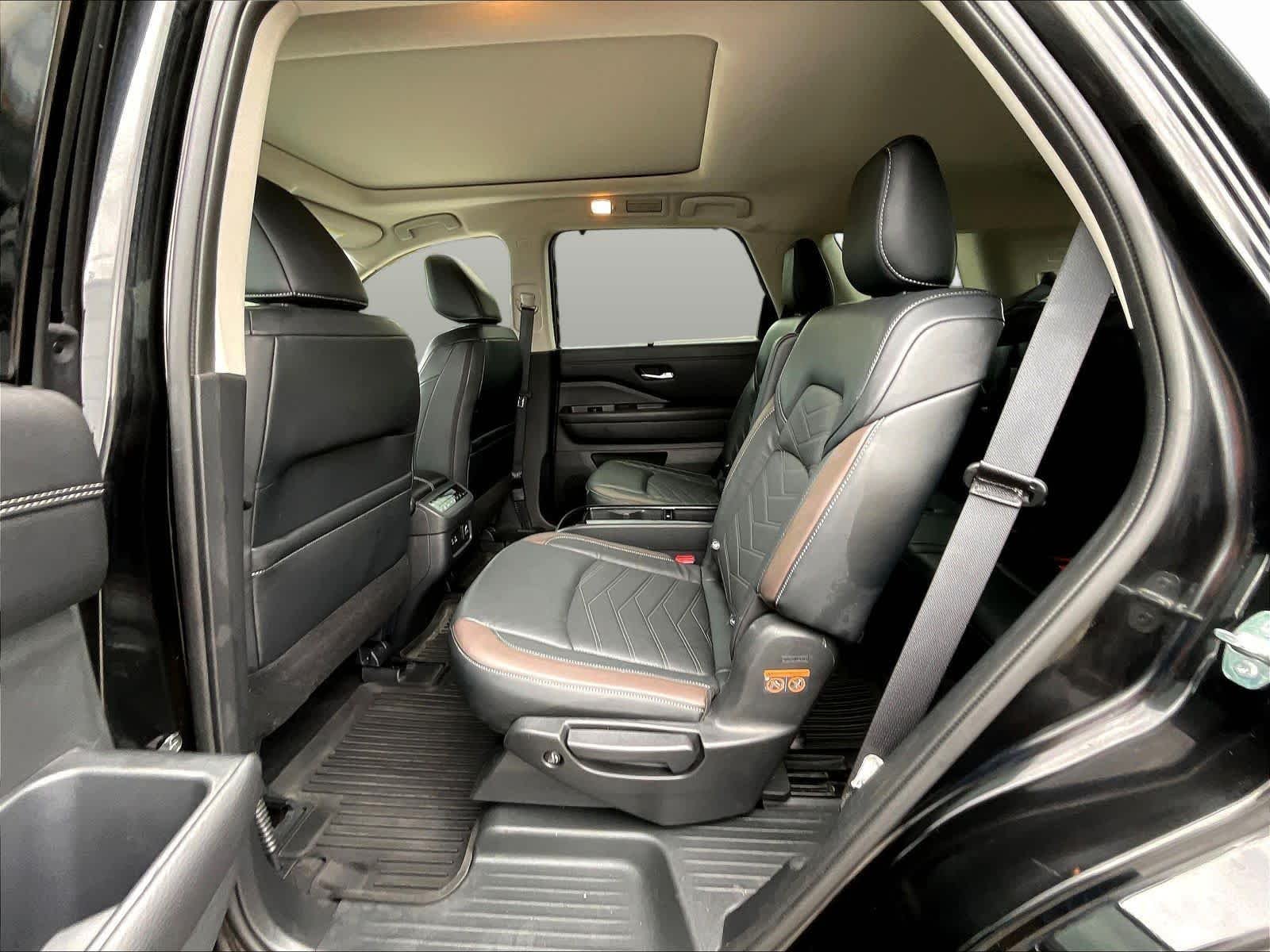 2023 Nissan Pathfinder Platinum - Photo 24