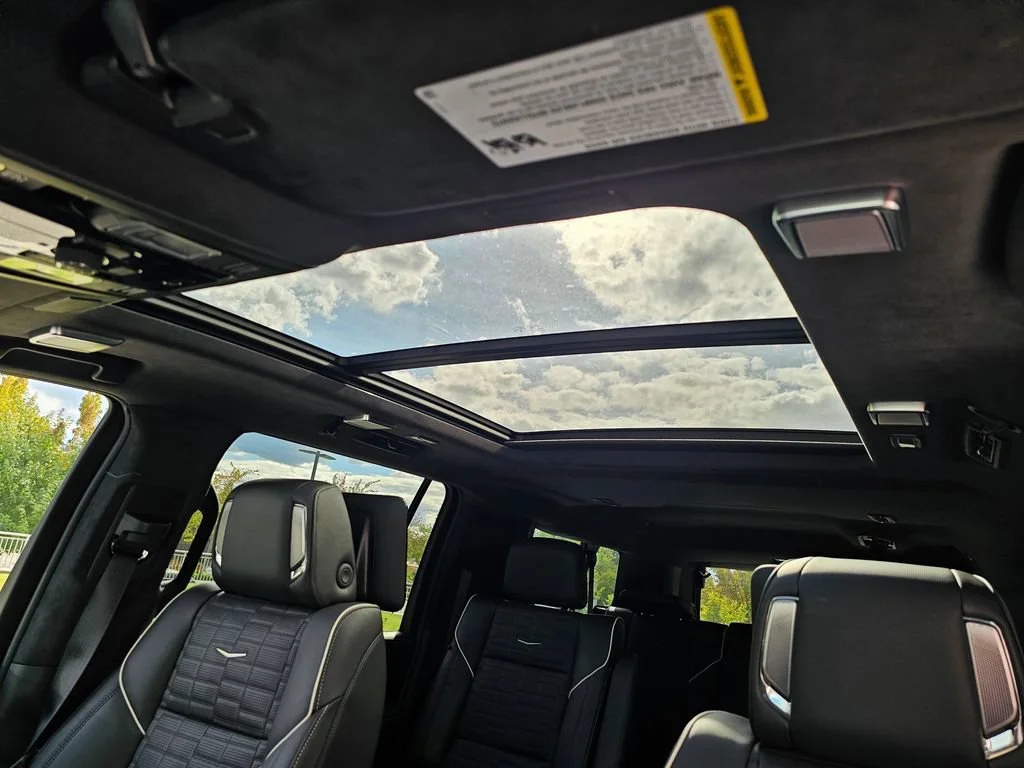 New 2026 Vibrant White Tricoat Cadillac Platinum Sport image 24