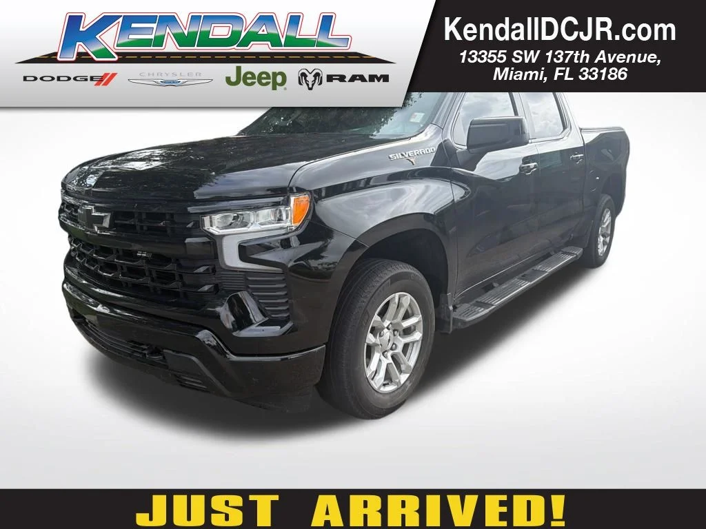 2023 Chevrolet Silverado 1500 RST Crew Cab Short Box's photo