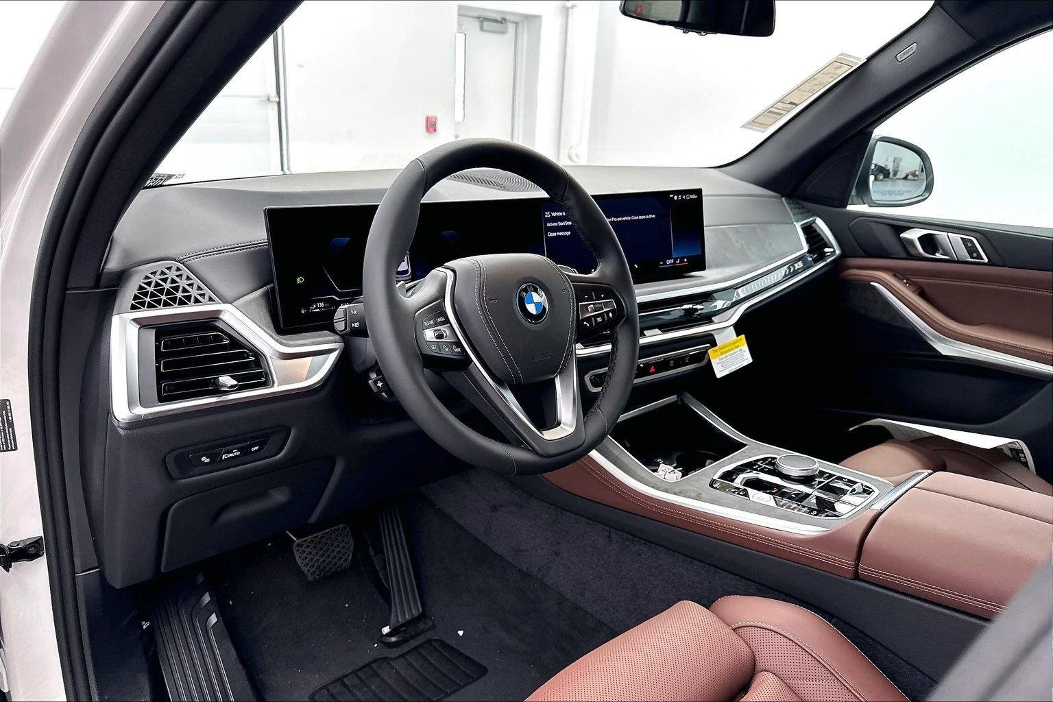New 2026 Alpine White BMW xDrive50e image 23