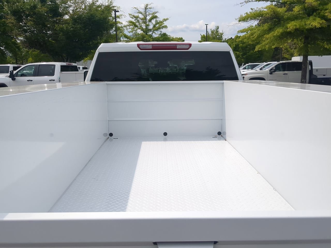 New 2026 Summit White Chevrolet Work Truck image 24