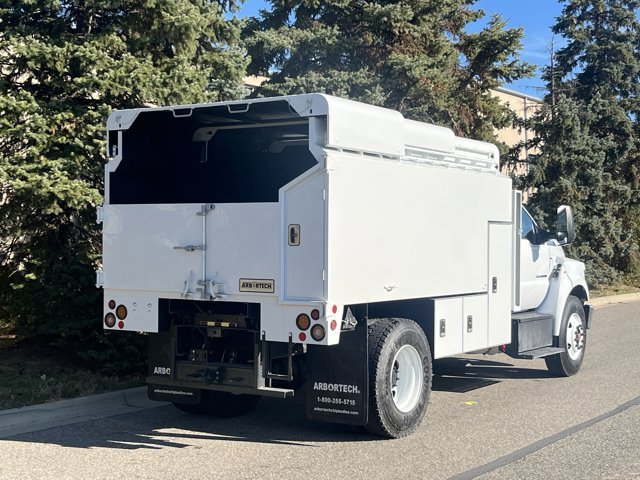 New 2025 Oxford White Ford CHIPPER BODY image 19