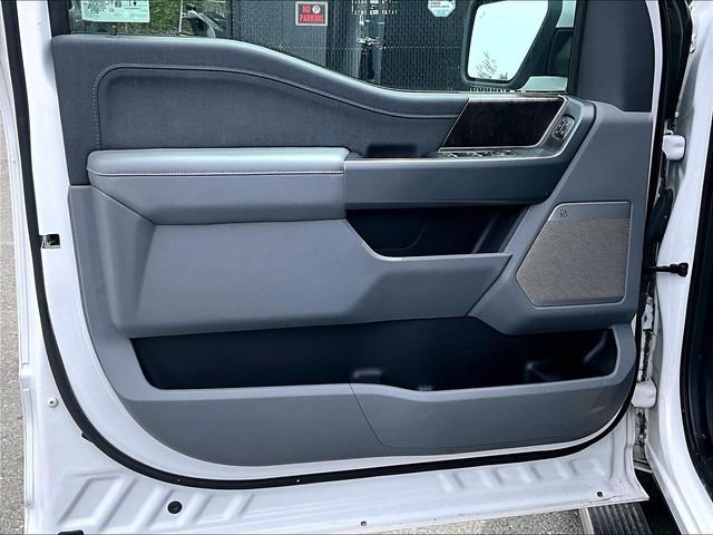 Used 2021 White Ford Lariat image 18