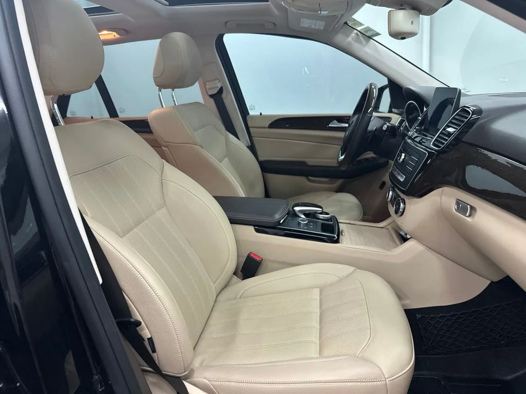 Used 2018 Black Mercedes-Benz GLE 350 image 27