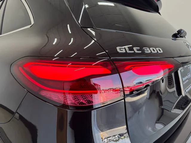 Certified Used 2026 Obsidian Black Metallic Mercedes-Benz GLC 300 image 34