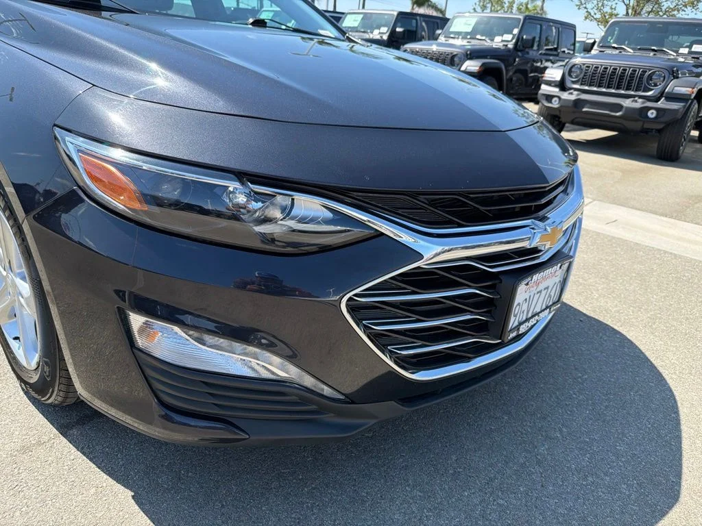Used 2023 Gray Chevrolet LT image 10