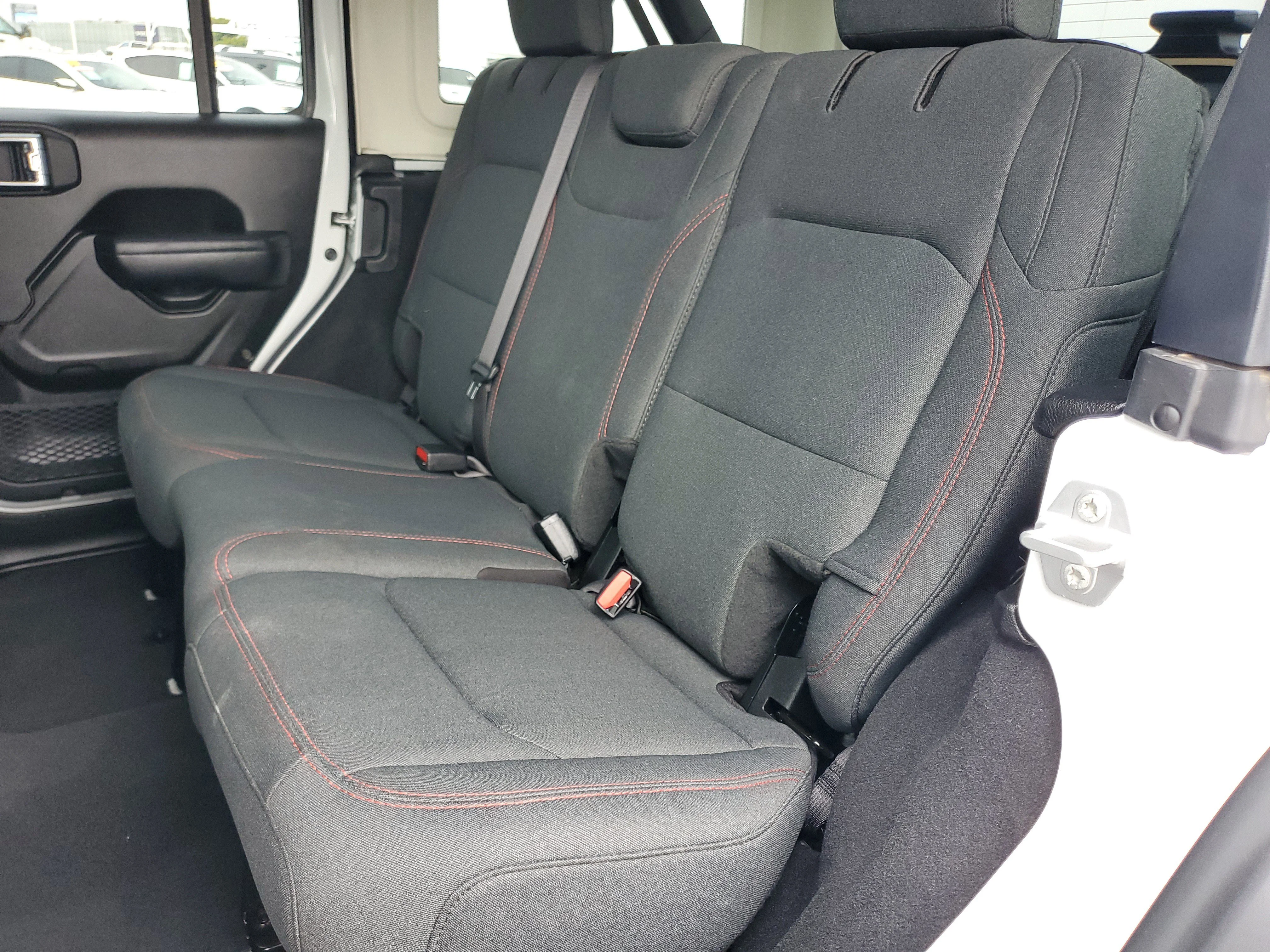 Certified Used 2026 White/off-white Jeep Rubicon image 15