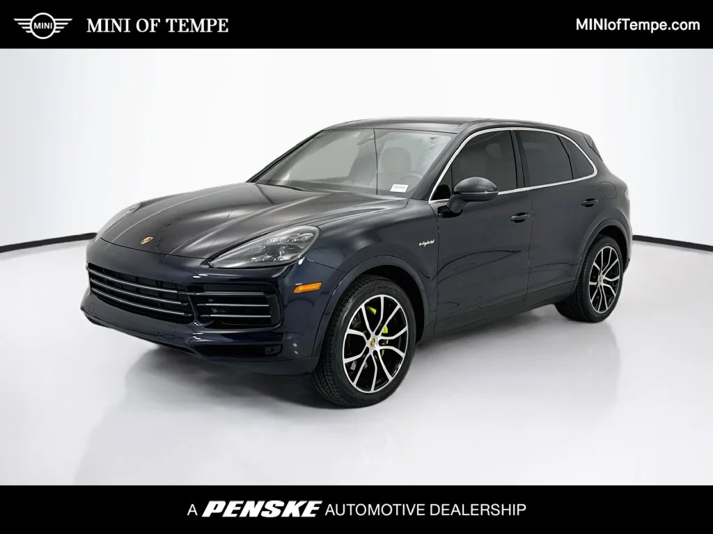 Used 2019  Porsche Base image 1