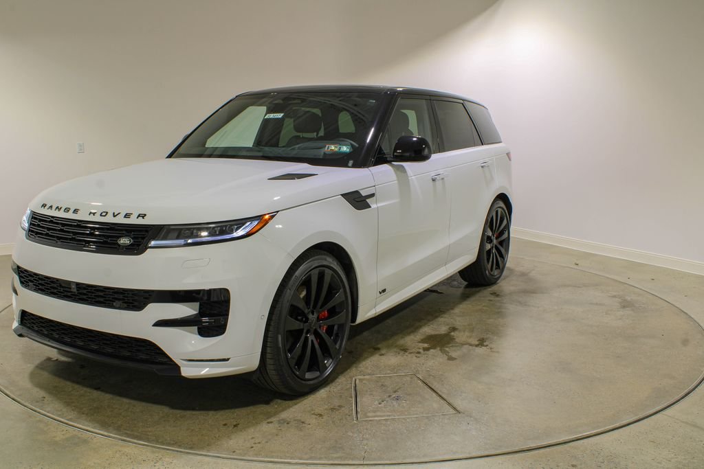 New 2026 Fuji White Land Rover Dynamic SE image 1