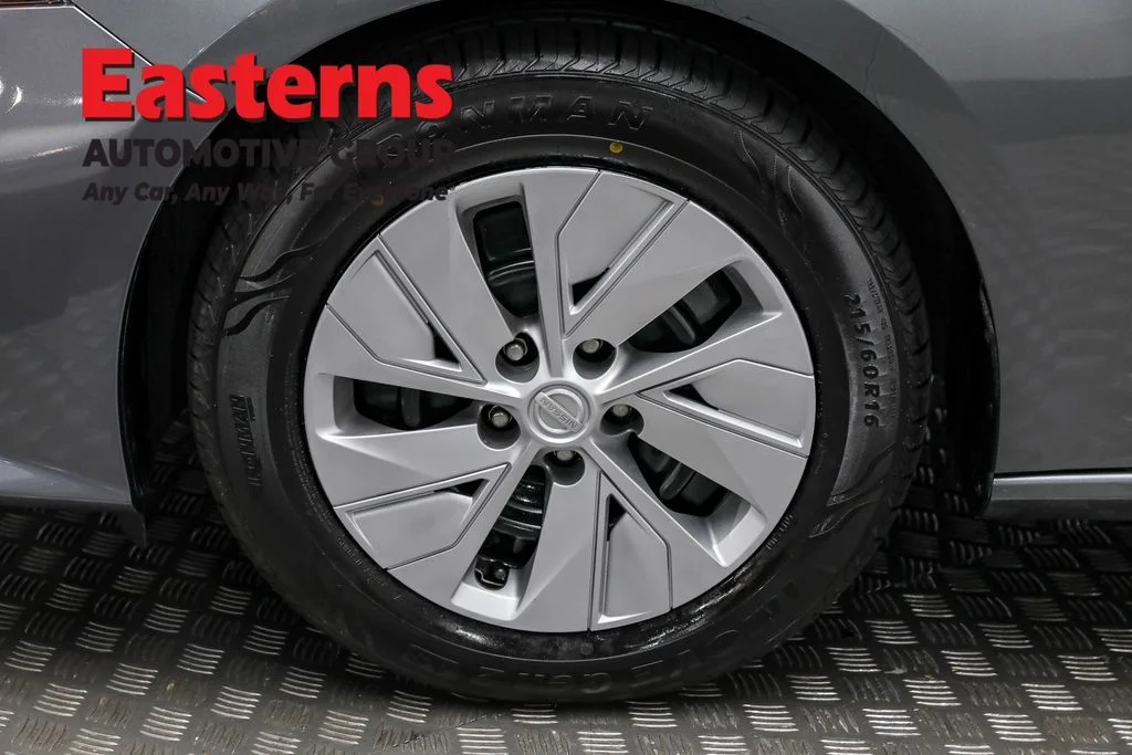 Used 2020 Gray Nissan 2.5 S image 31