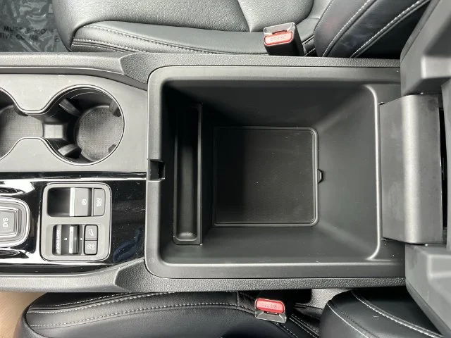 Used 2025 White Honda EX-L image 30