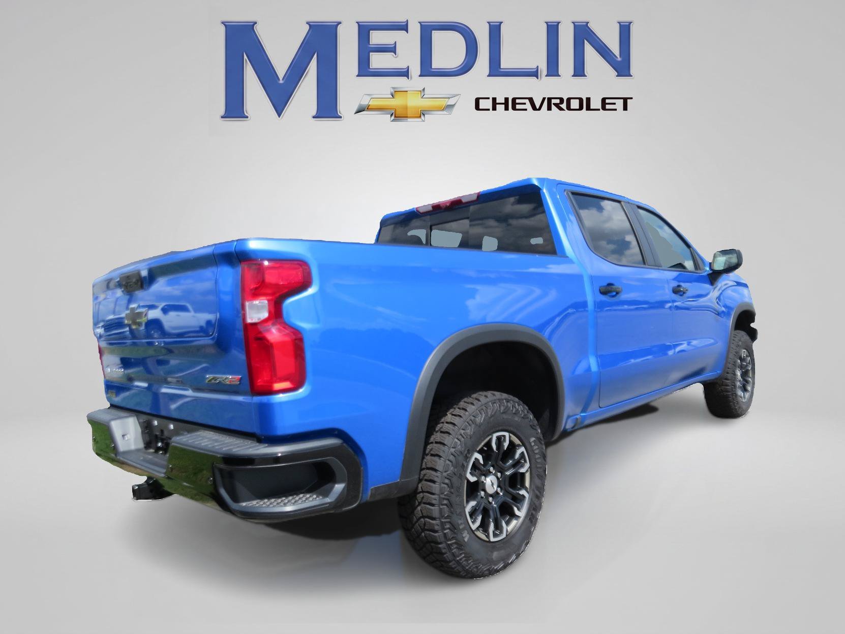 Used 2026 Riptide Blue Metallic Chevrolet ZR2 image 5