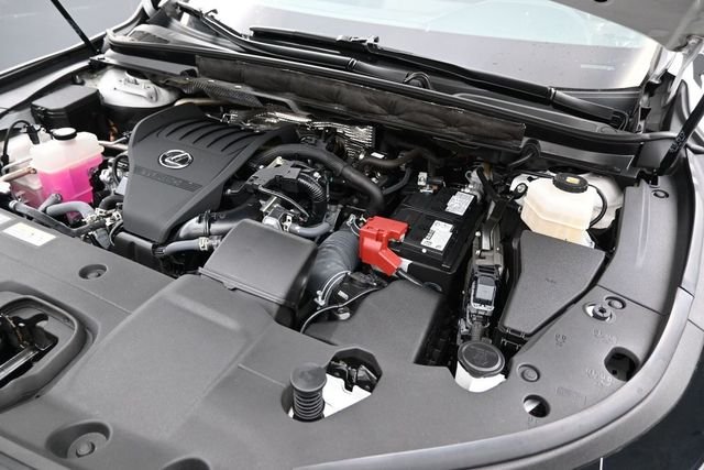 Used 2024 White Lexus 350 image 42