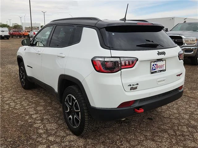 Used 2025 White Jeep Trailhawk 4x4 image 3