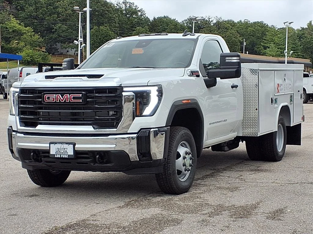 2025 GMC Sierra 3500HD Pro - Photo 27