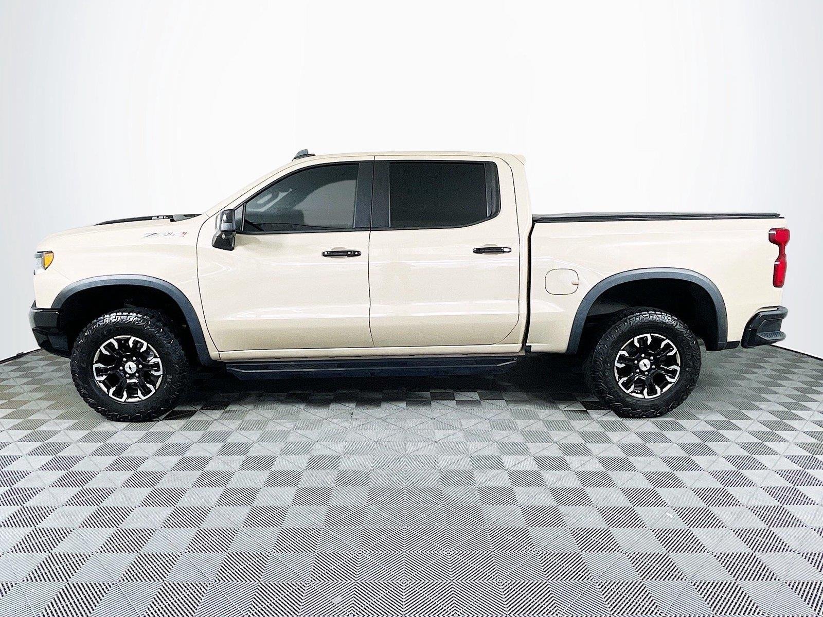 Used 2022 Sand Dune Metallic Chevrolet ZR2 image 4