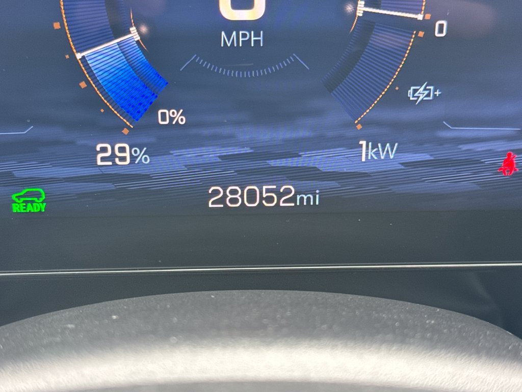 Used 2024 Galaxy Gray Metallic Chevrolet LT image 16