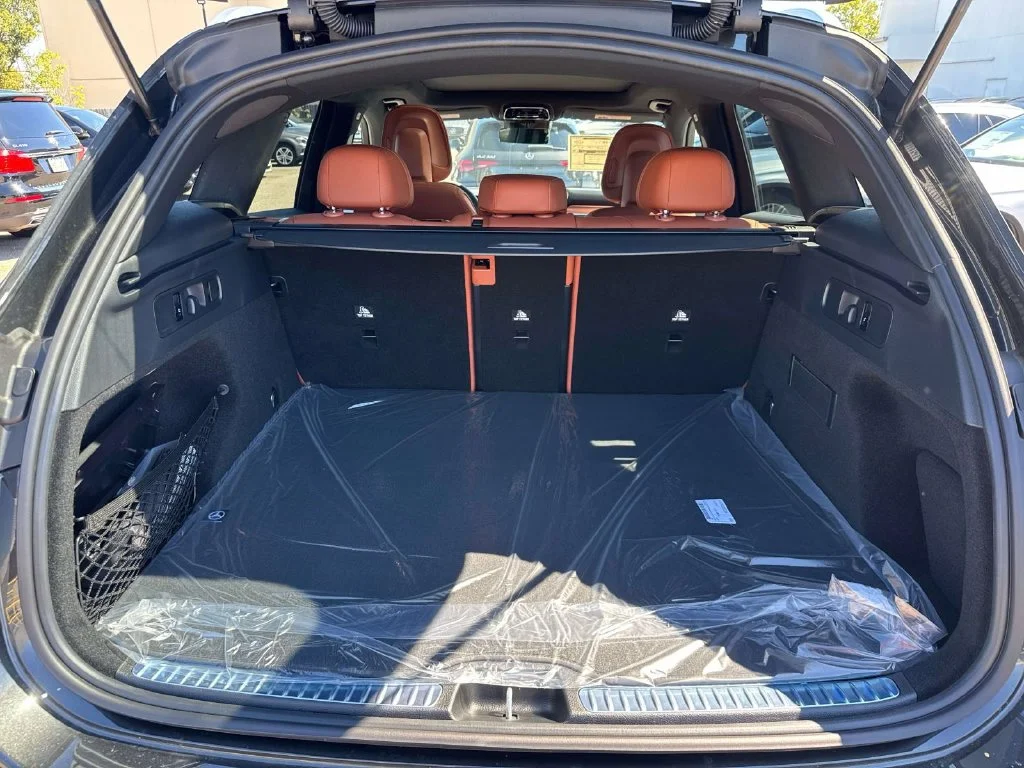 Certified Used 2026 Gray Mercedes-Benz GLC 300 image 6